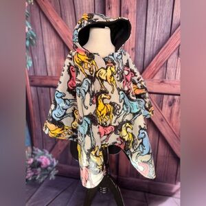 Adorable Hooded Car Seat Poncho